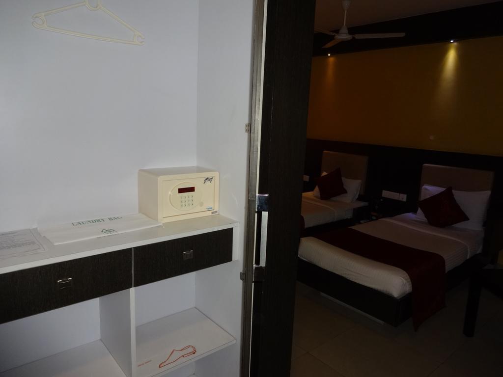 Pl.A Rathna Residency Hotel Tiruchirappalli Exterior photo