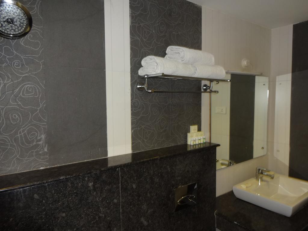 Pl.A Rathna Residency Hotel Tiruchirappalli Exterior photo